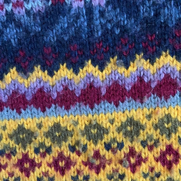 Colourful Sweater - Picture 5 of 5
